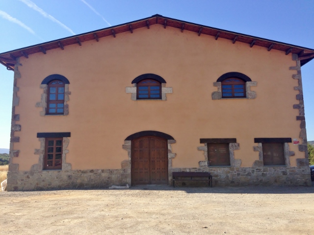 visita_bodegas_peique_fachada_bodega